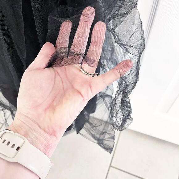 Loralie Original Vintage Sleeveless Black Lace Tulle Gown - Picture 8 of 13